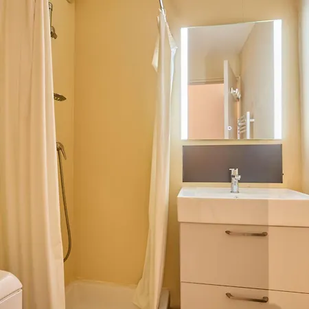 Apartamento Calme Avec Wifi Et Parking A - Fr-1-841-37 Barbotan-les-Thermes